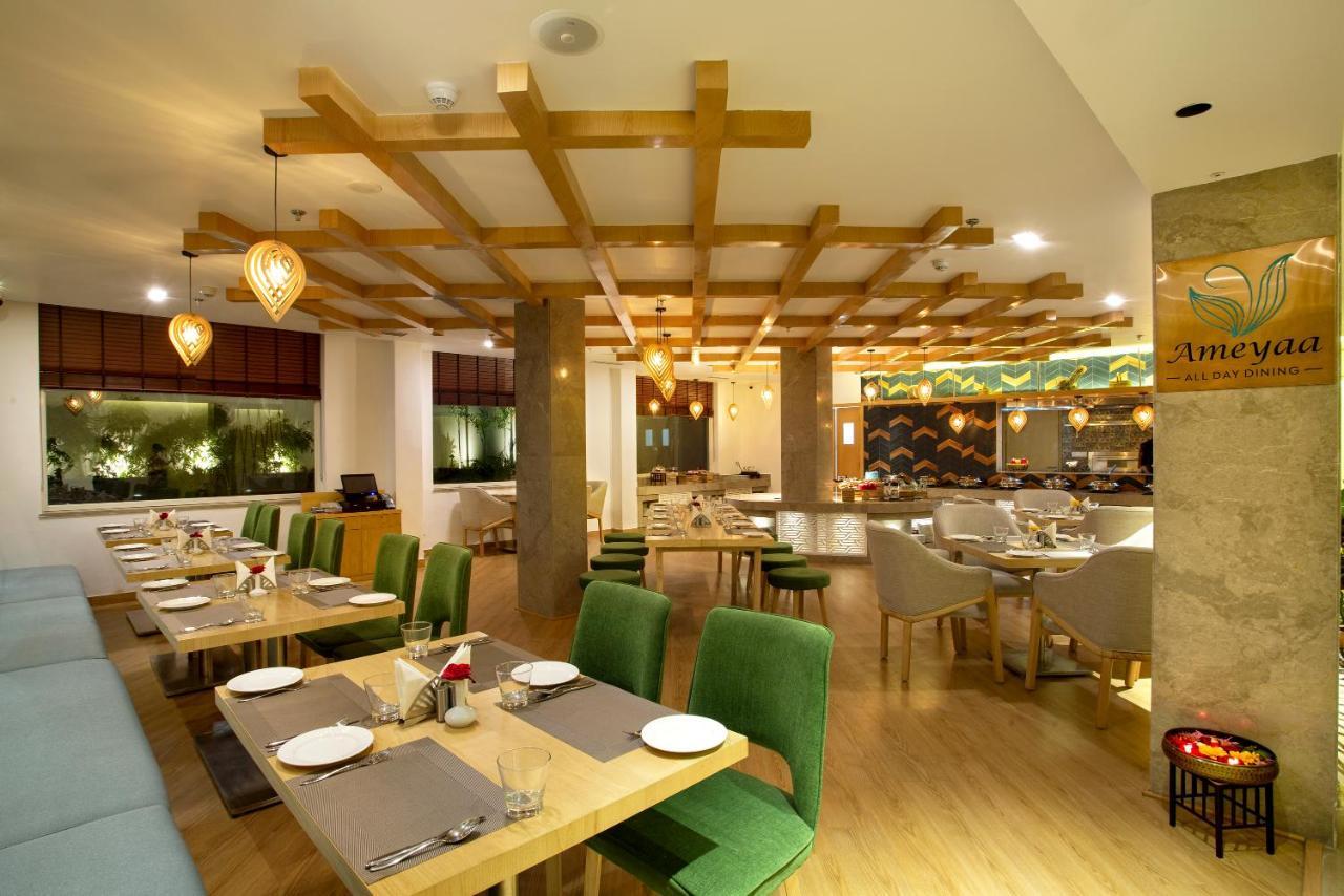 Ramada By Wyndham Katra Station Road Hotel Exterior foto